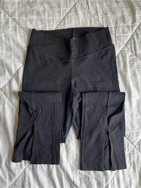 Old Navy Black High-Rise Split-Hem Leggings